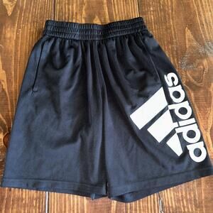 🔥🔥SOLD🔥🔥 Boys Adidas Athletic Shorts Sz Medium 10 12 Black White Logo